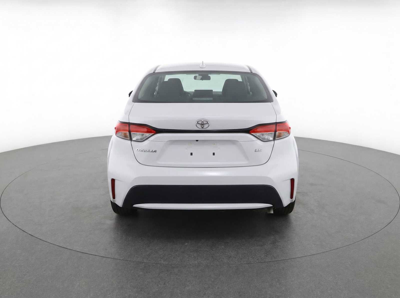 2024 Toyota Corolla LE - Photo 13