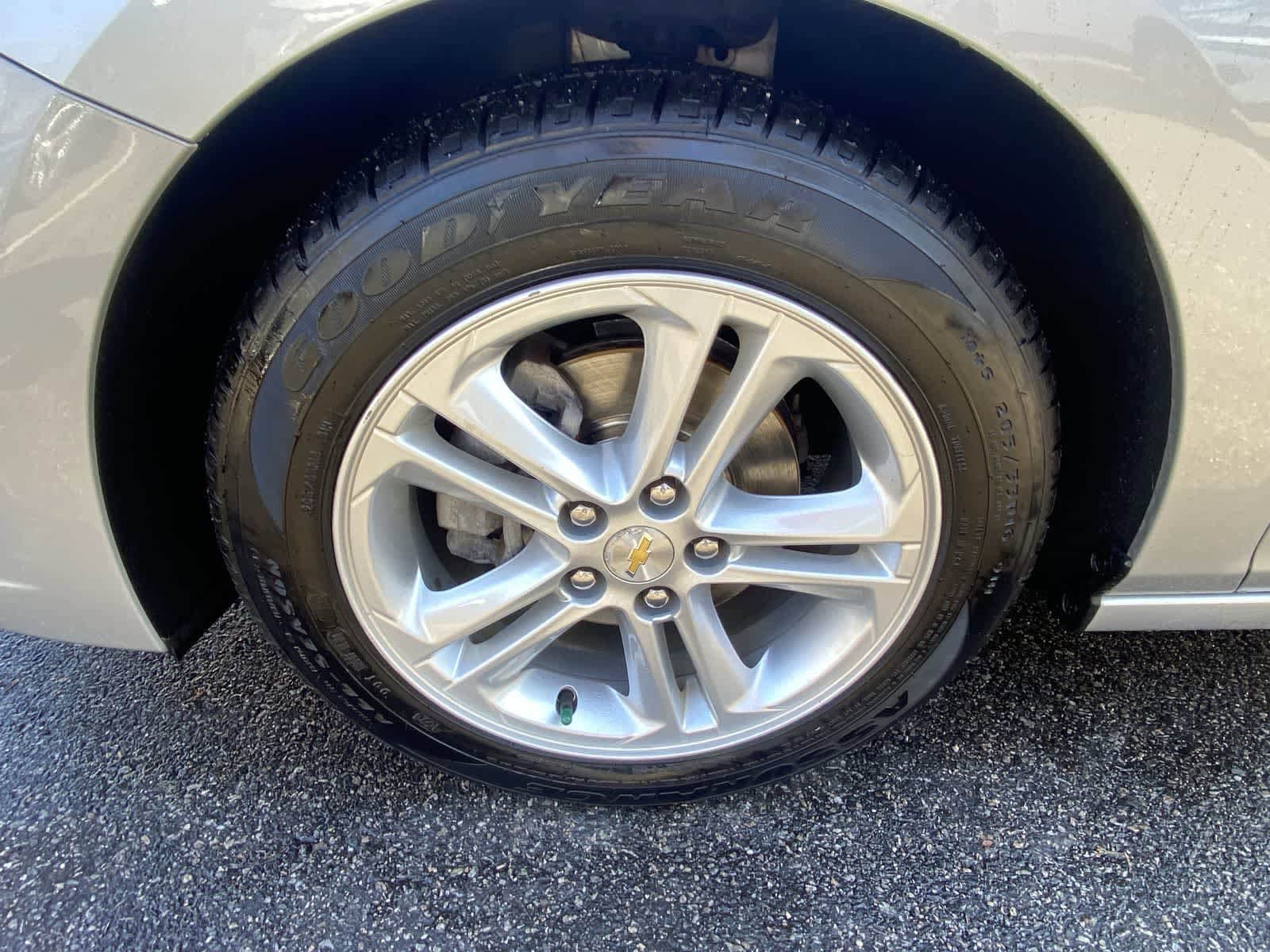 Thumbnail: 2016 Chevrolet Cruze - 18