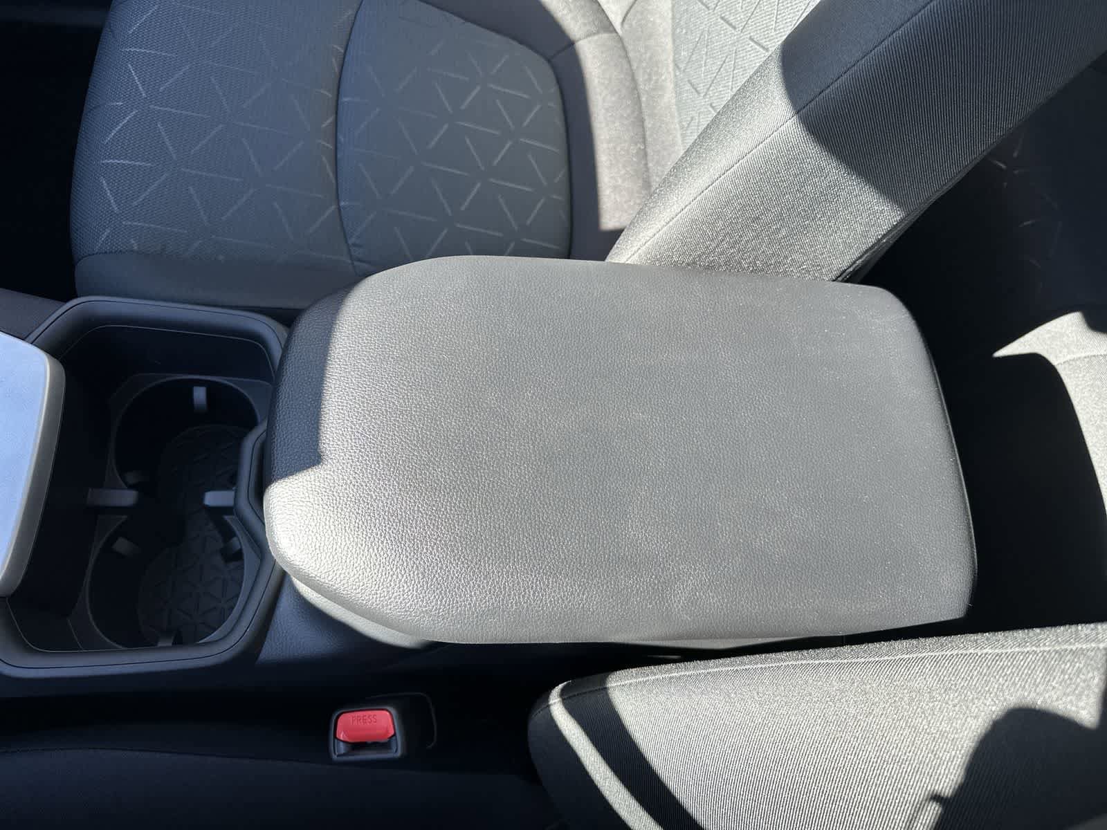 Thumbnail: 2025 Toyota RAV4 - 24