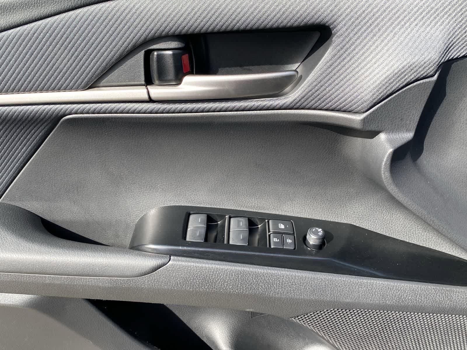 Thumbnail: 2025 Toyota Camry - 16