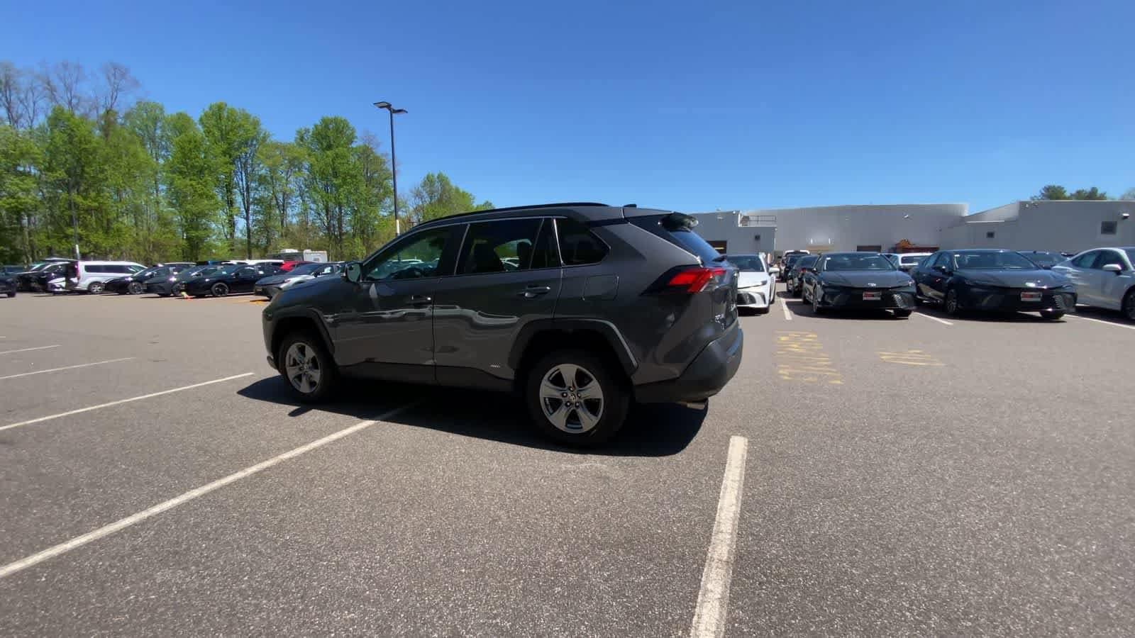 Thumbnail: 2024 Toyota RAV4 - 7