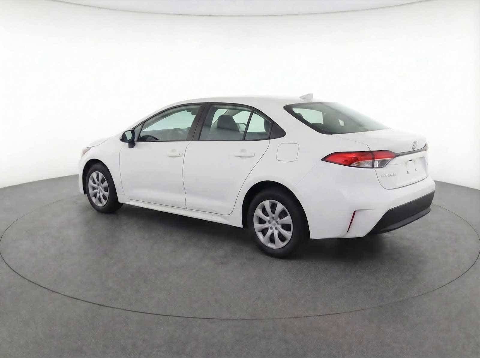 Thumbnail: 2024 Toyota Corolla - 6