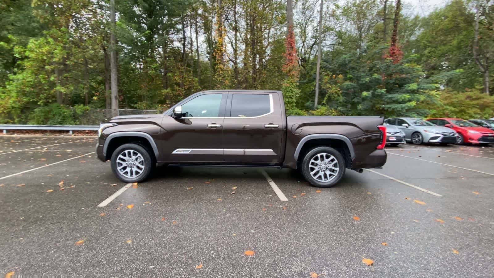 Thumbnail: 2022 Toyota Tundra - 5