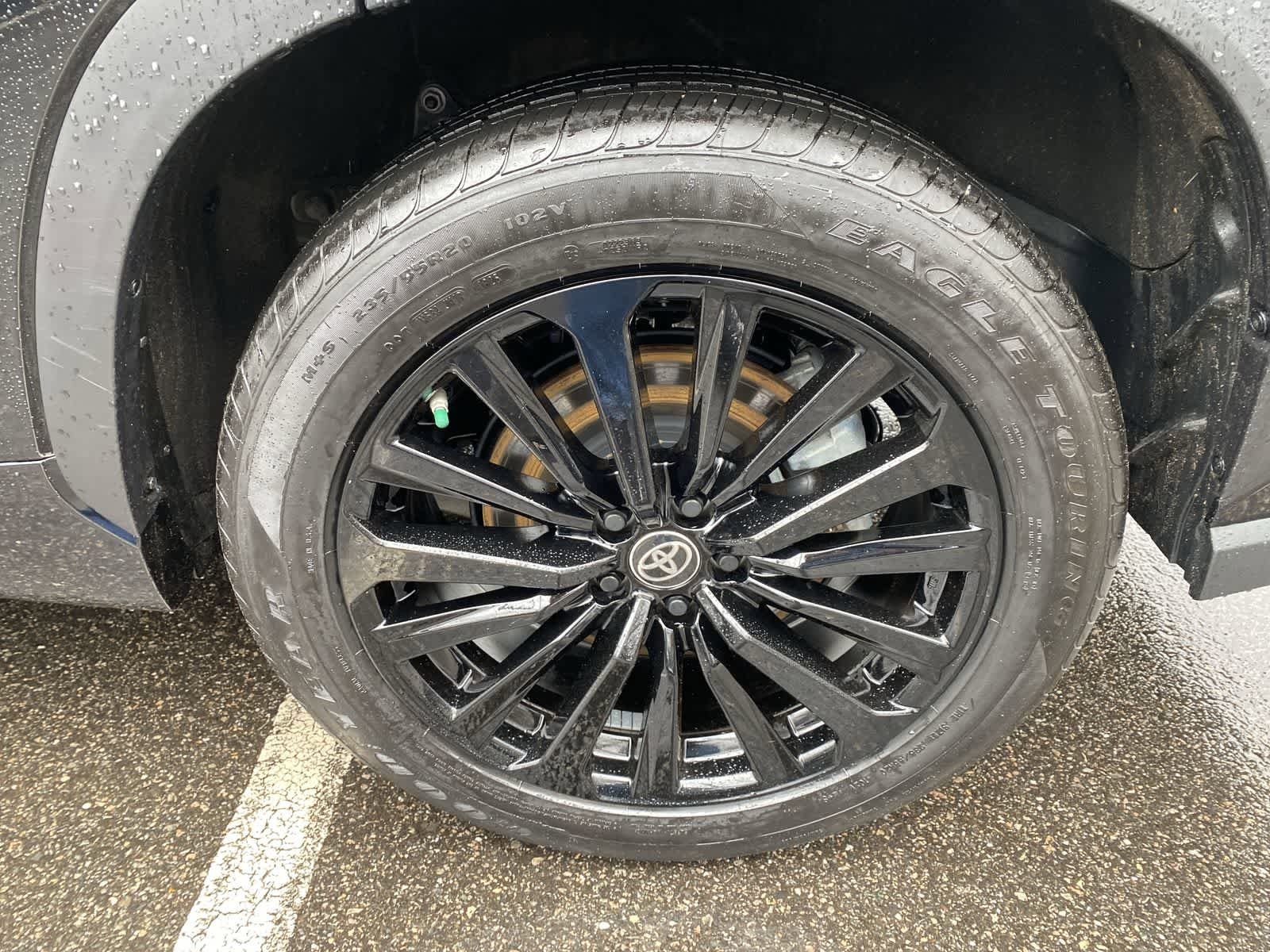 Thumbnail: 2025 Toyota Highlander - 16