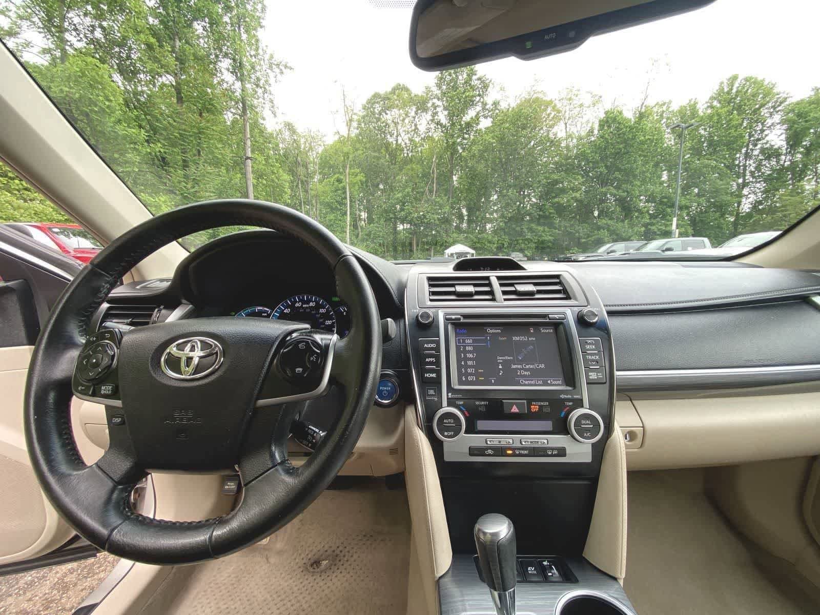 Thumbnail: 2014 Toyota Camry - 19