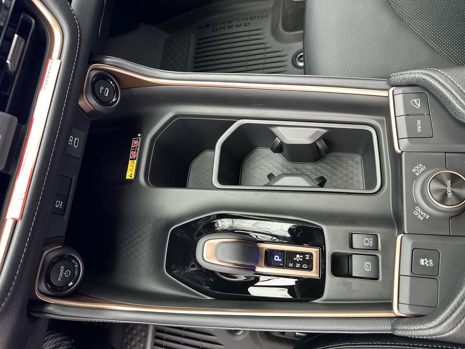 Thumbnail: 2026 Toyota Grand Highlander - 22