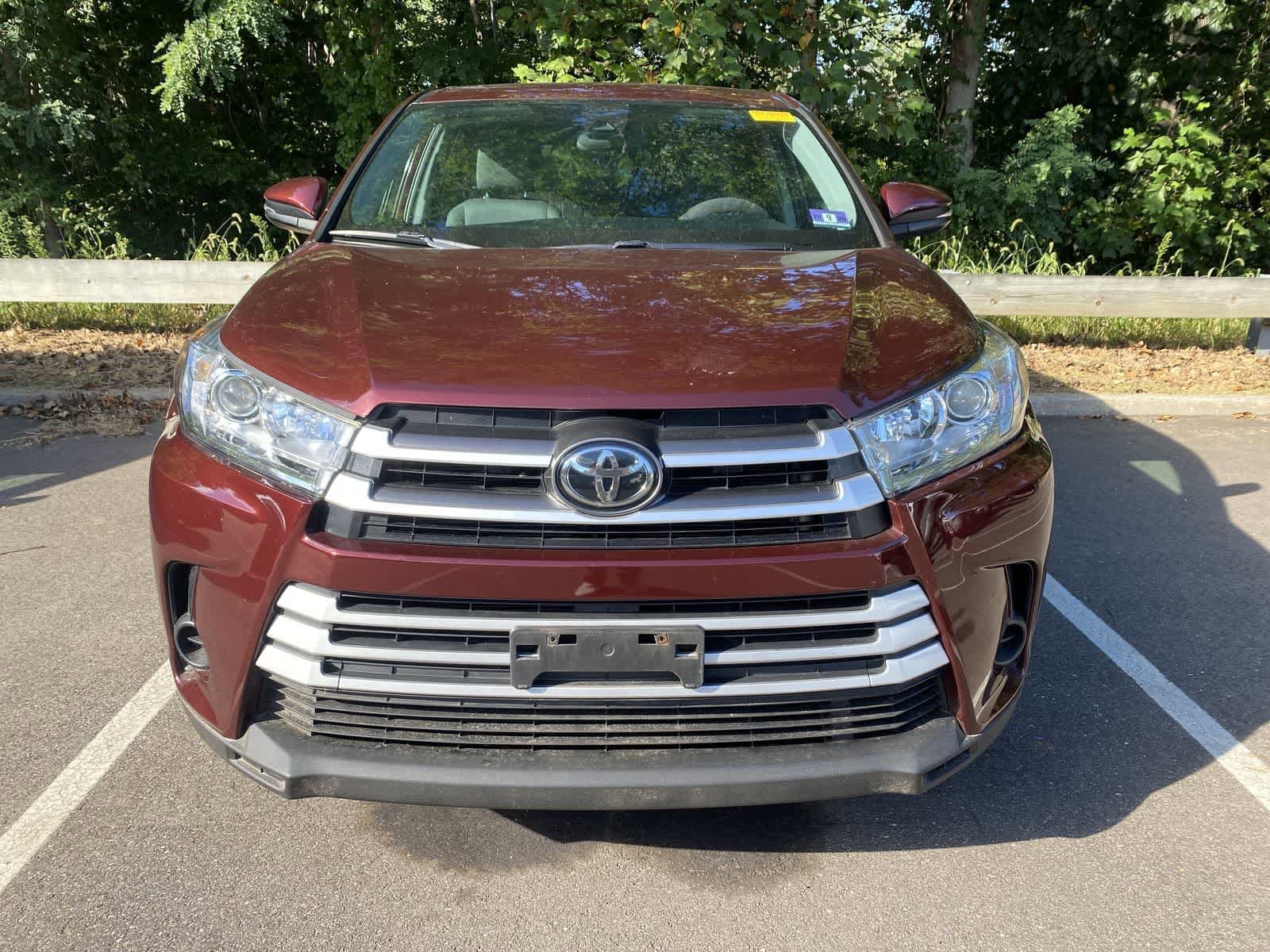 Thumbnail: 2019 Toyota Highlander - 2