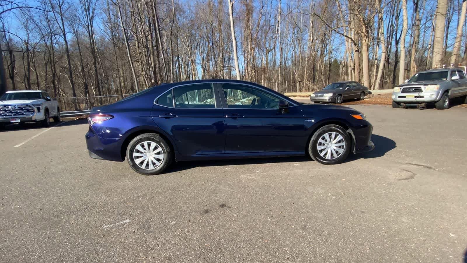 Thumbnail: 2021 Toyota Camry - 10