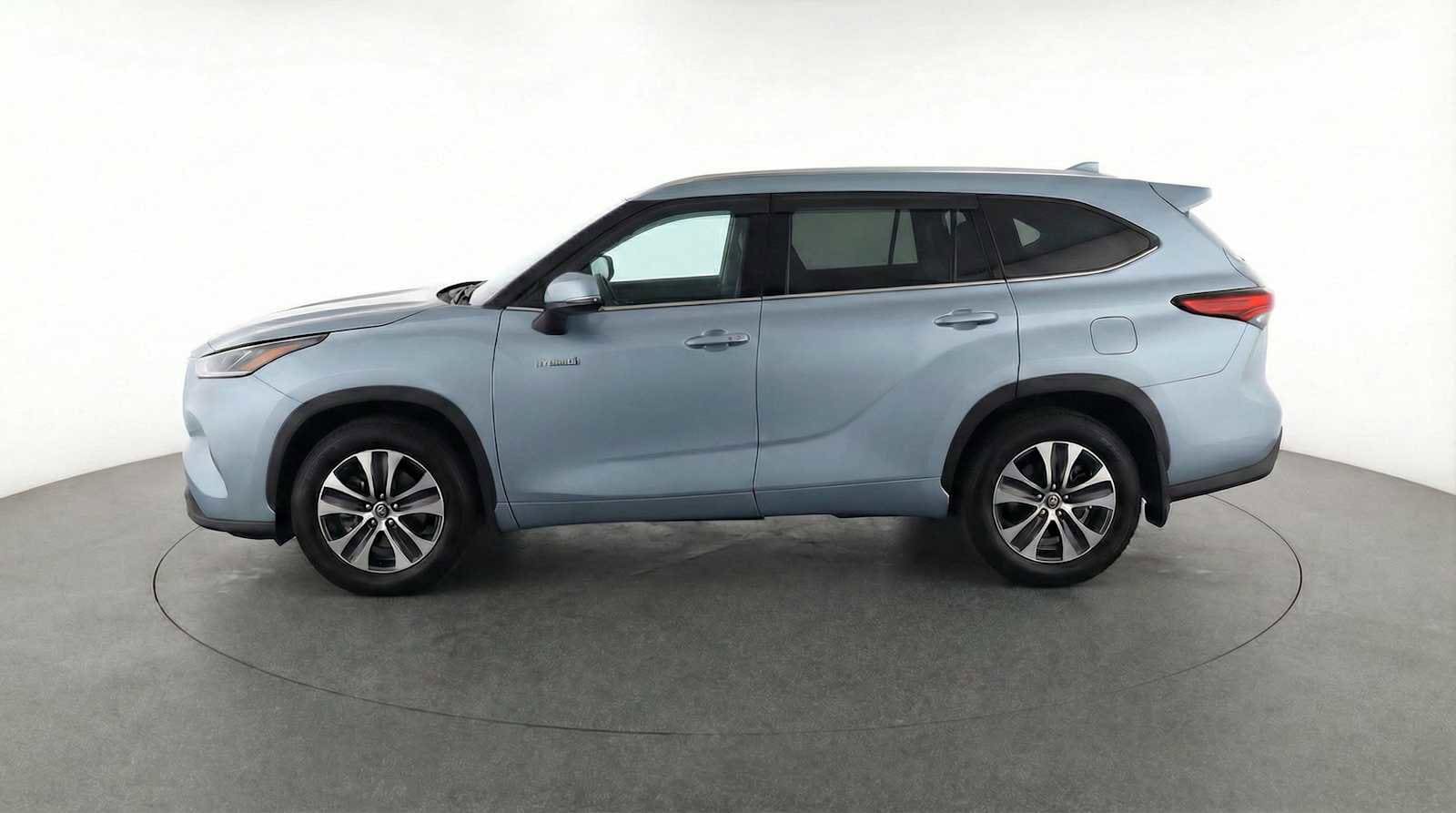 Thumbnail: 2021 Toyota Highlander - 9