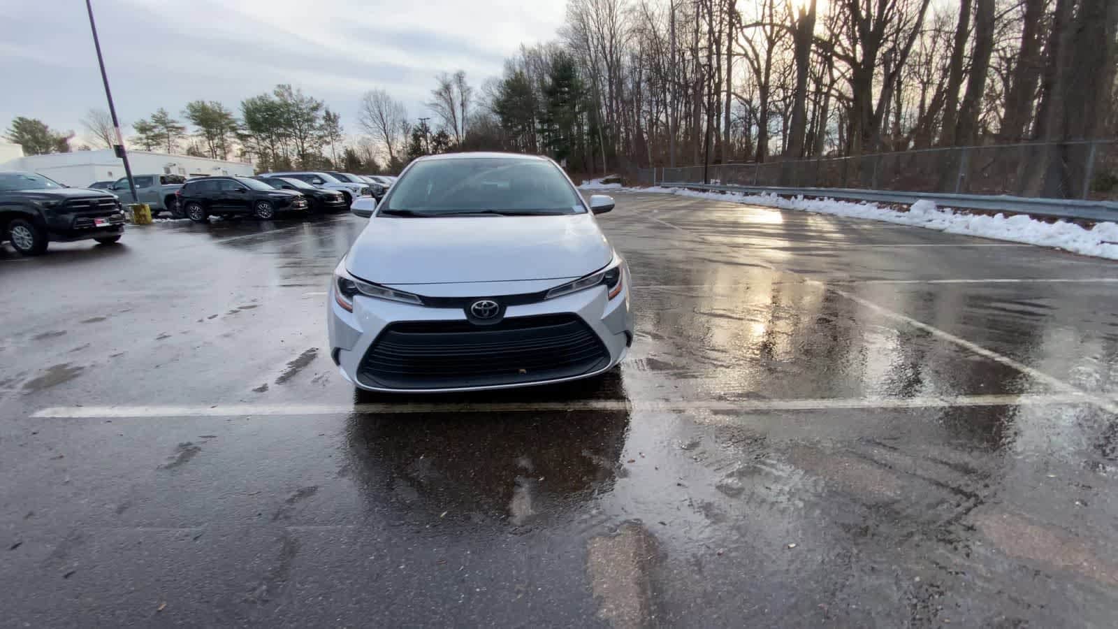 Thumbnail: 2024 Toyota Corolla - 3