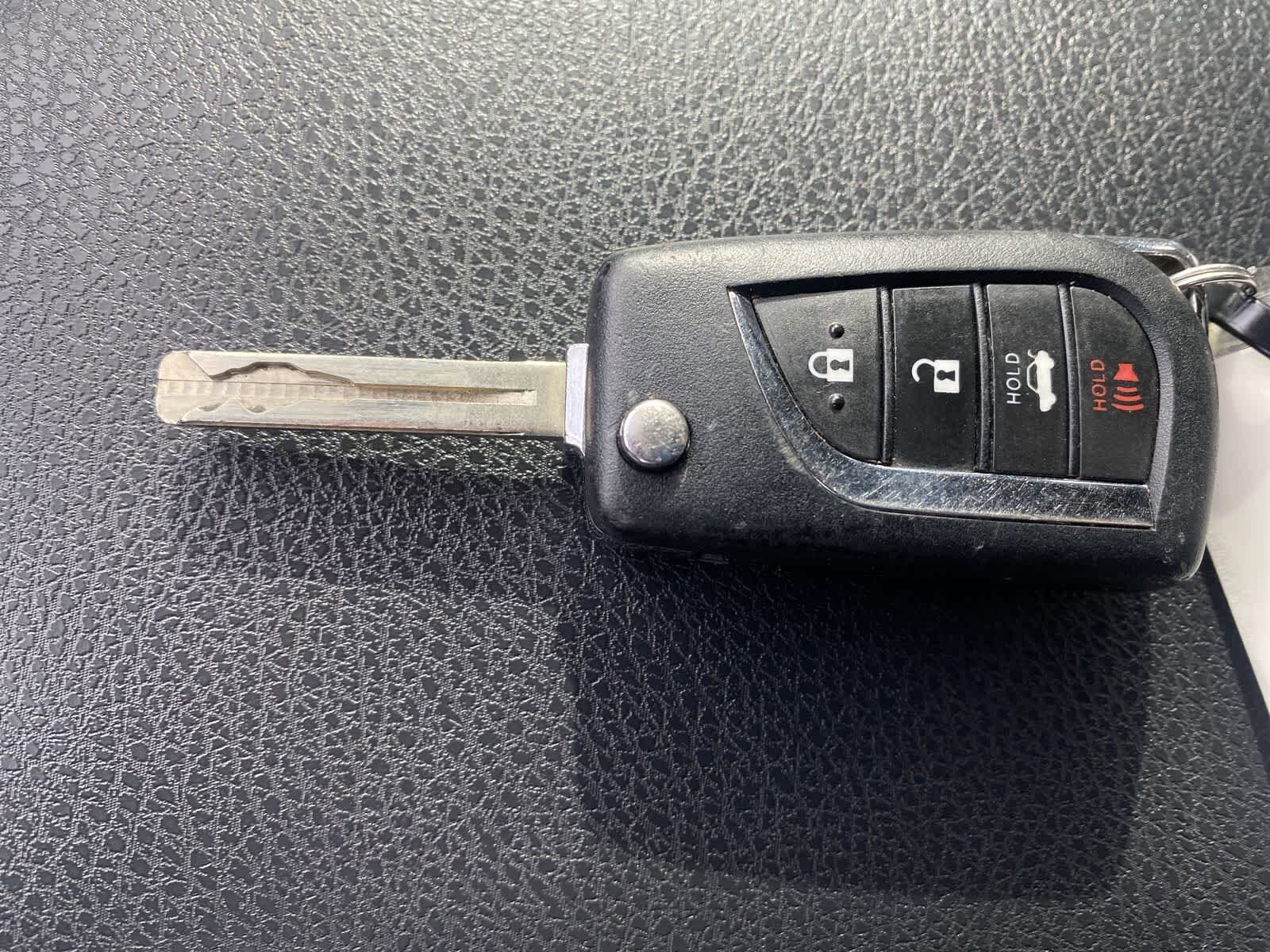 Thumbnail: 2023 Toyota Camry - 35