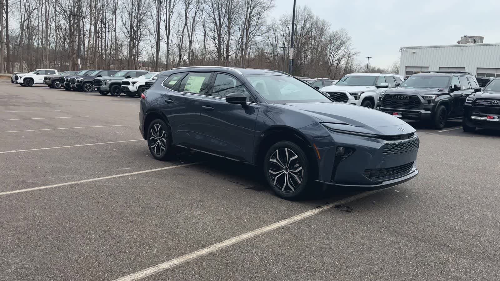 Thumbnail: 2026 Toyota Crown Signia - 2