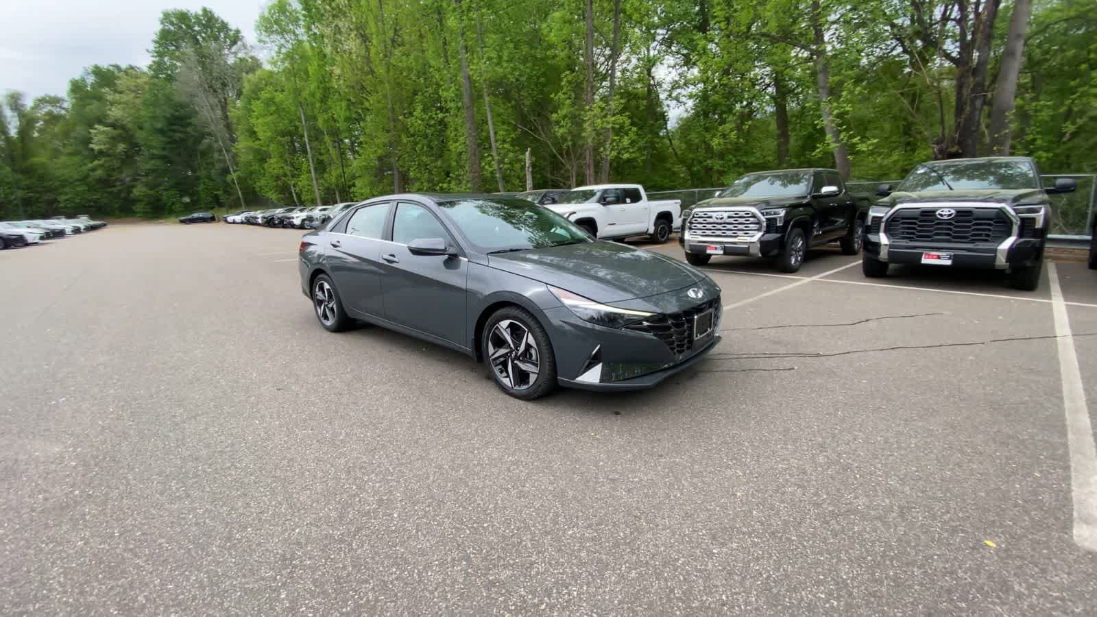 Thumbnail: 2023 Hyundai Elantra - 2