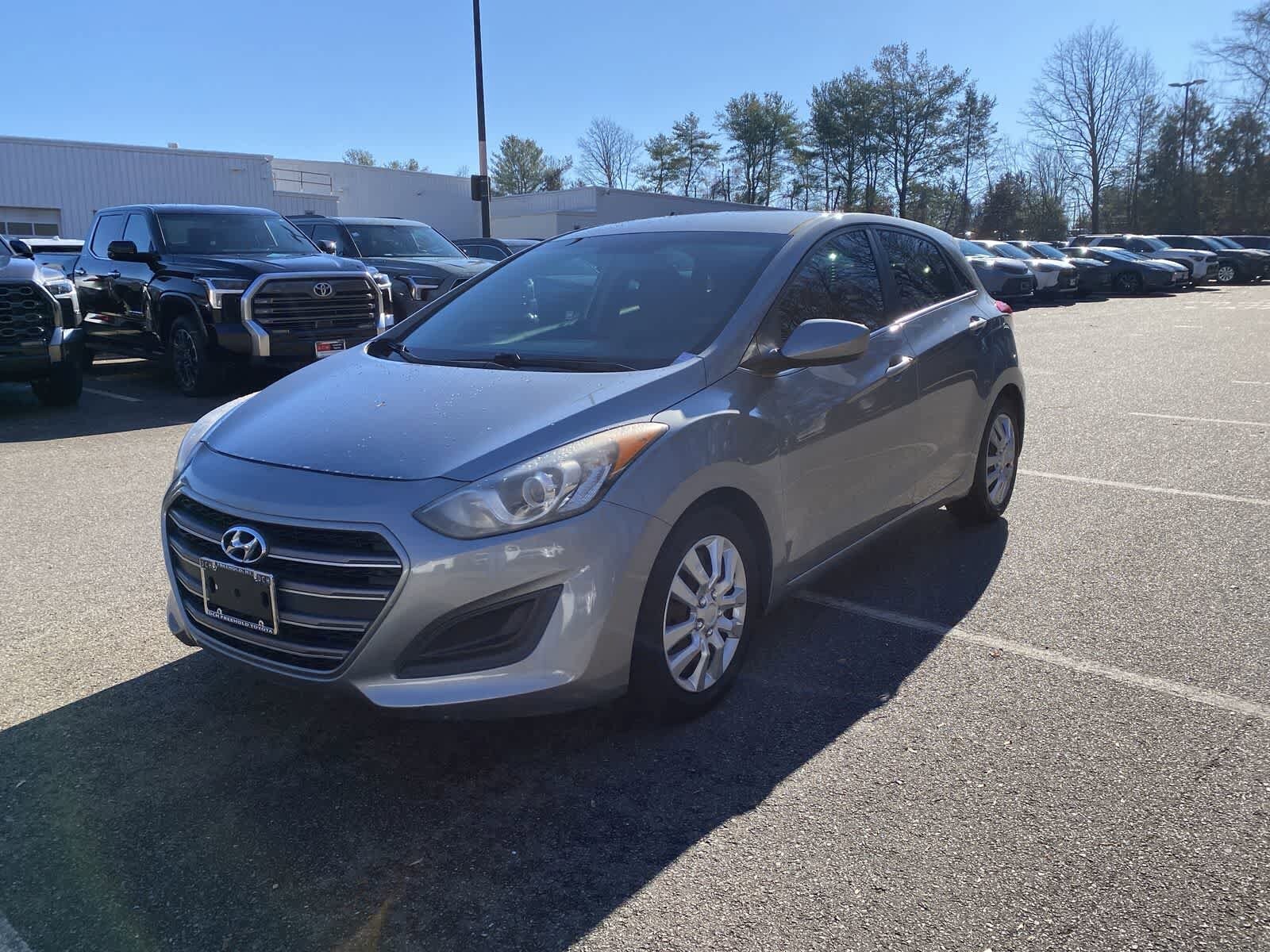 2016 Hyundai Elantra Base -
                  Freehold, NJ