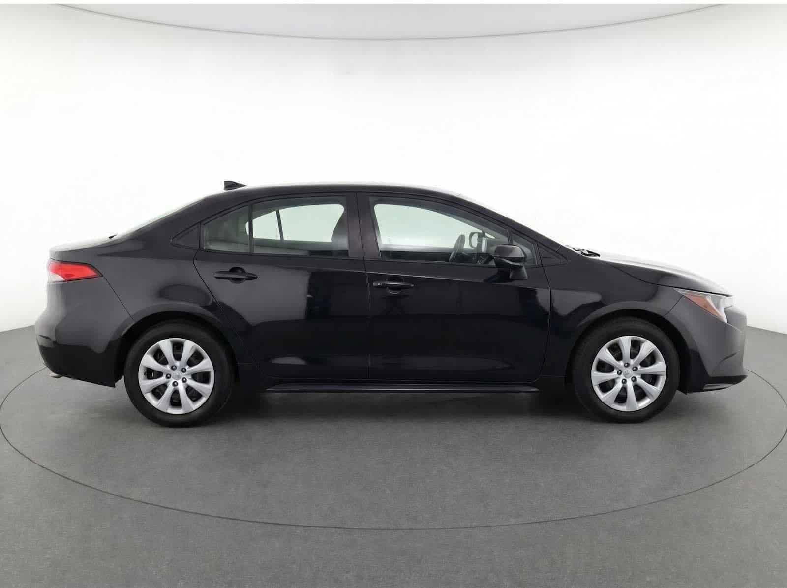 Thumbnail: 2023 Toyota Corolla - 8