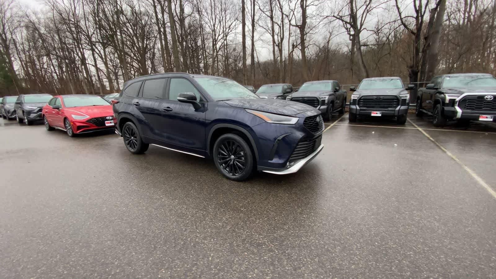 Thumbnail: 2025 Toyota Highlander - 5