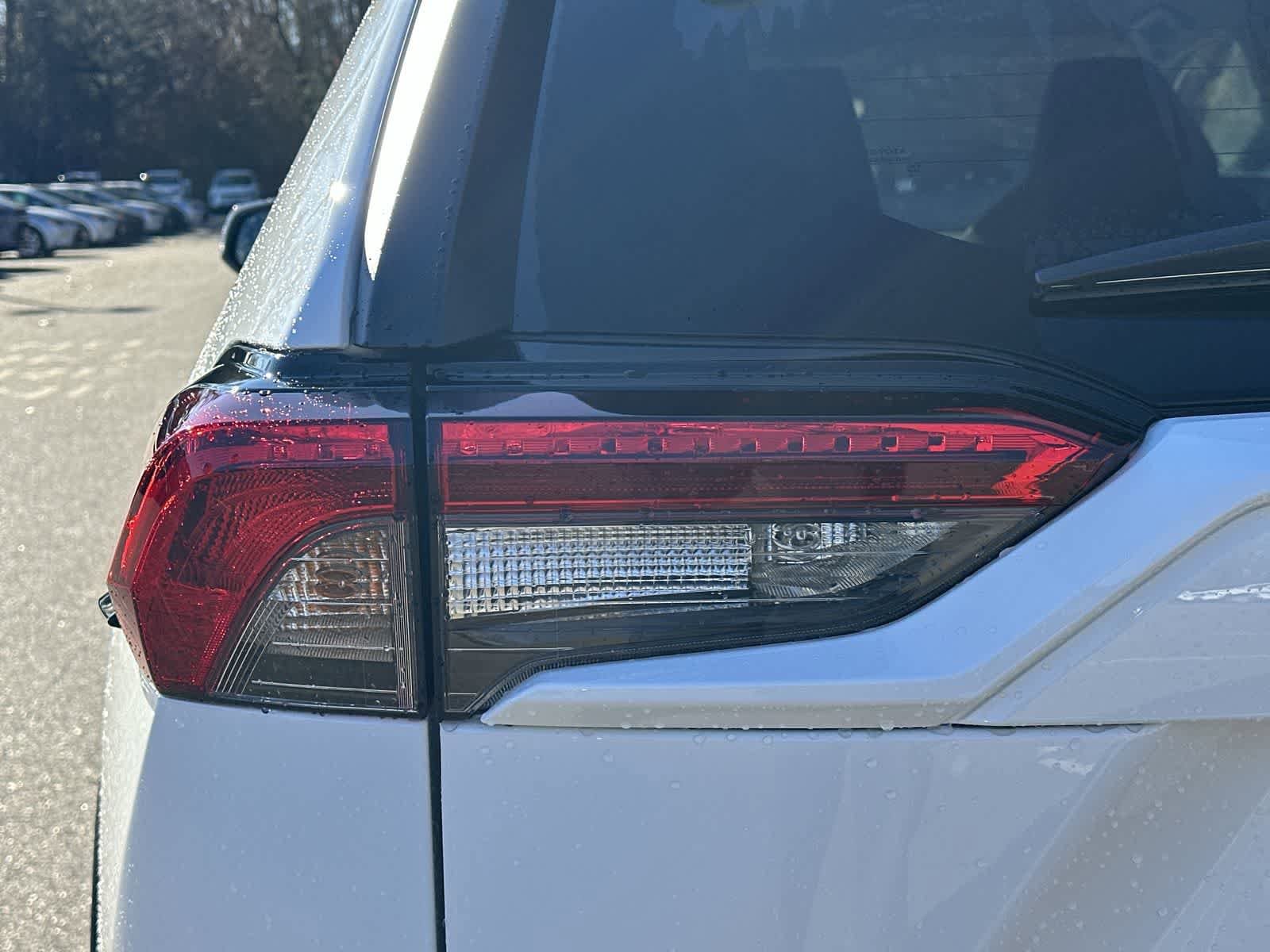 Thumbnail: 2025 Toyota RAV4 - 15