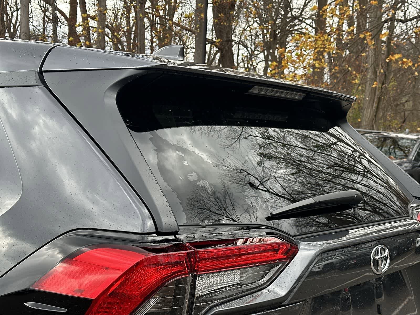 Thumbnail: 2025 Toyota RAV4 - 12