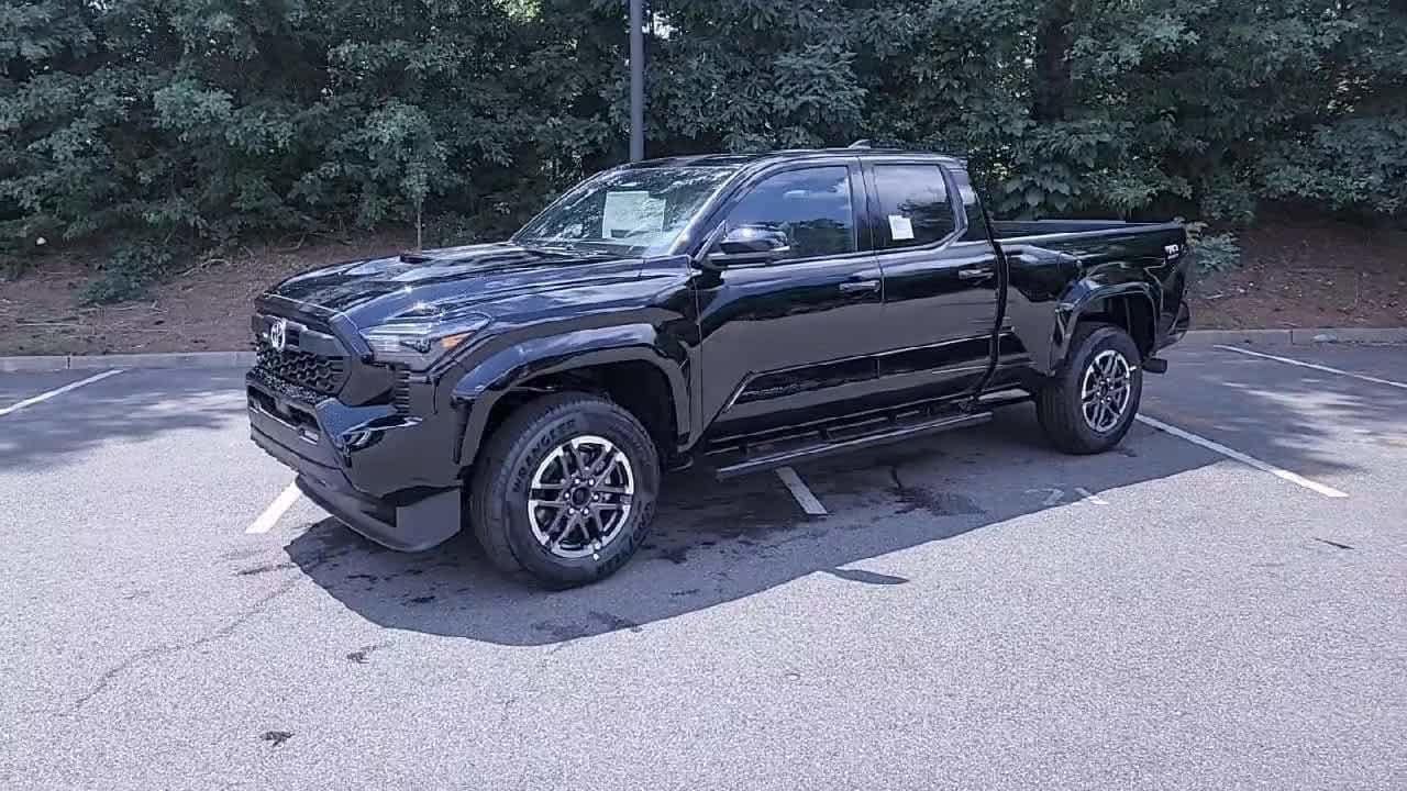 Thumbnail: 2025 Toyota Tacoma - 4
