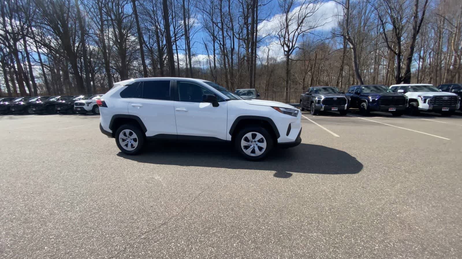 Thumbnail: 2025 Toyota RAV4 - 6