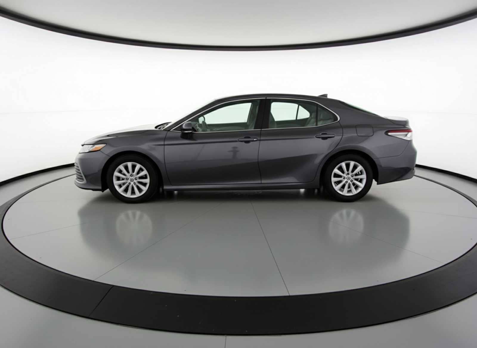 Thumbnail: 2023 Toyota Camry - 6