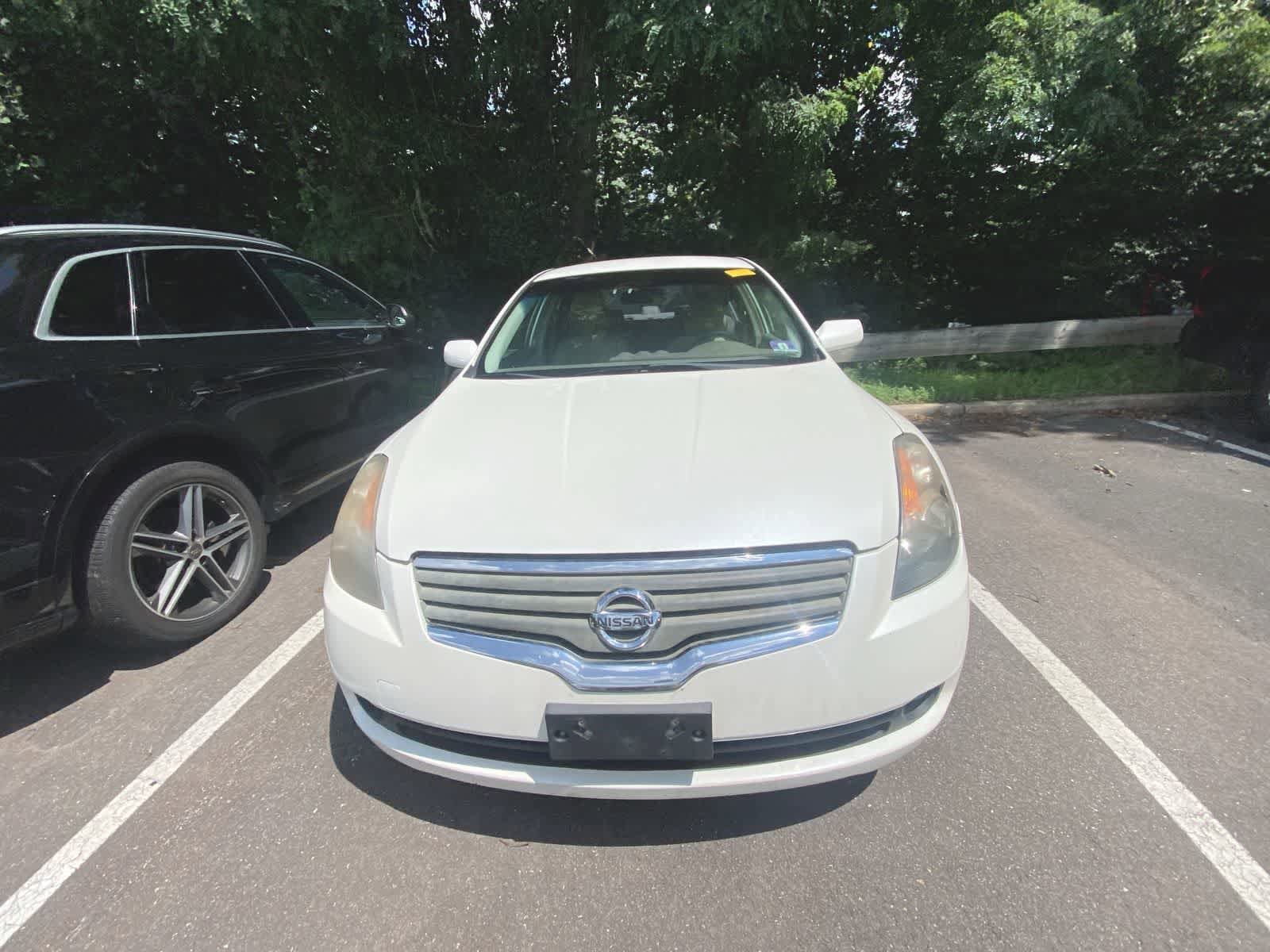 Thumbnail: 2009 Nissan Altima - 2