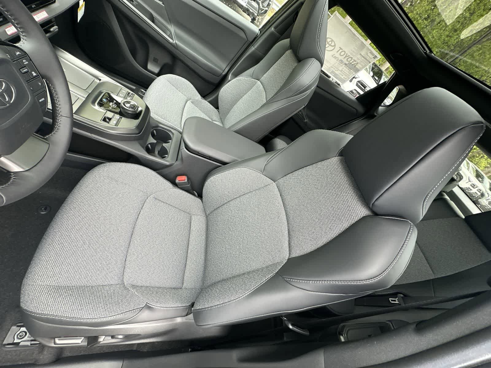 Thumbnail: 2026 Toyota bZ - 38