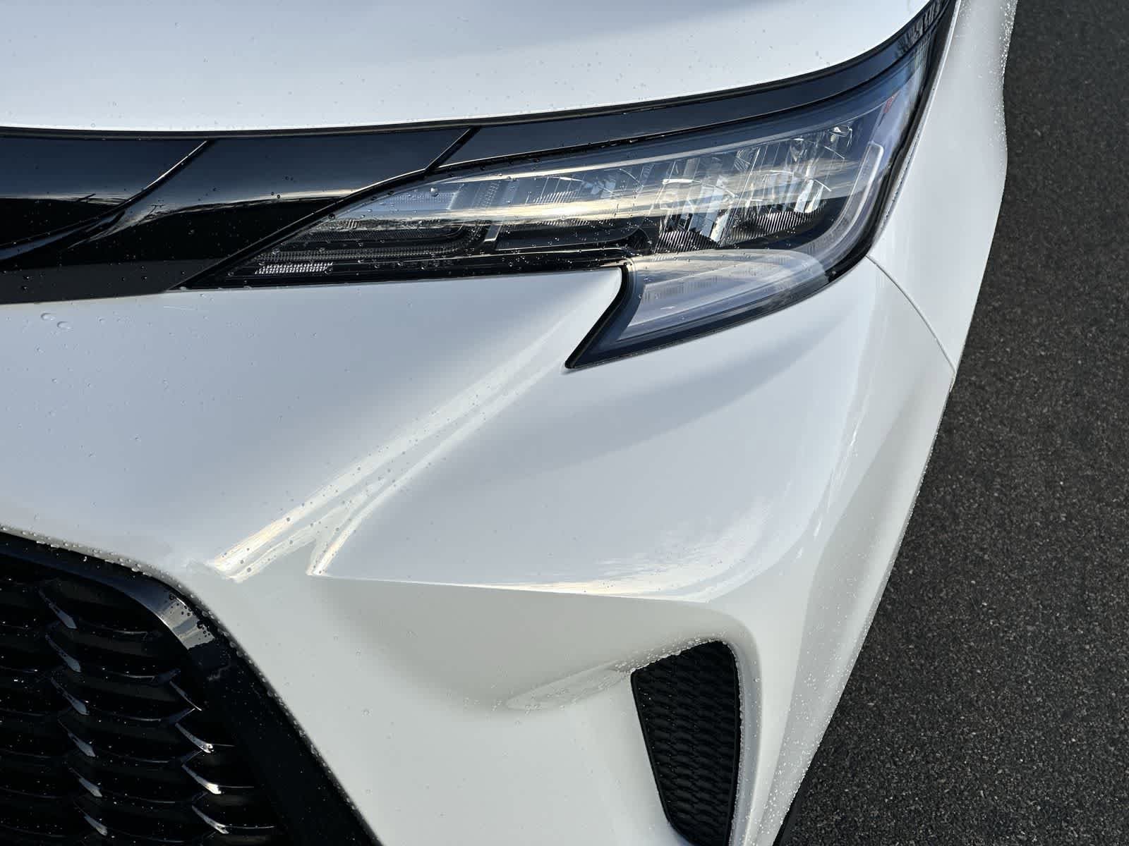 Thumbnail: 2026 Toyota Sienna - 11