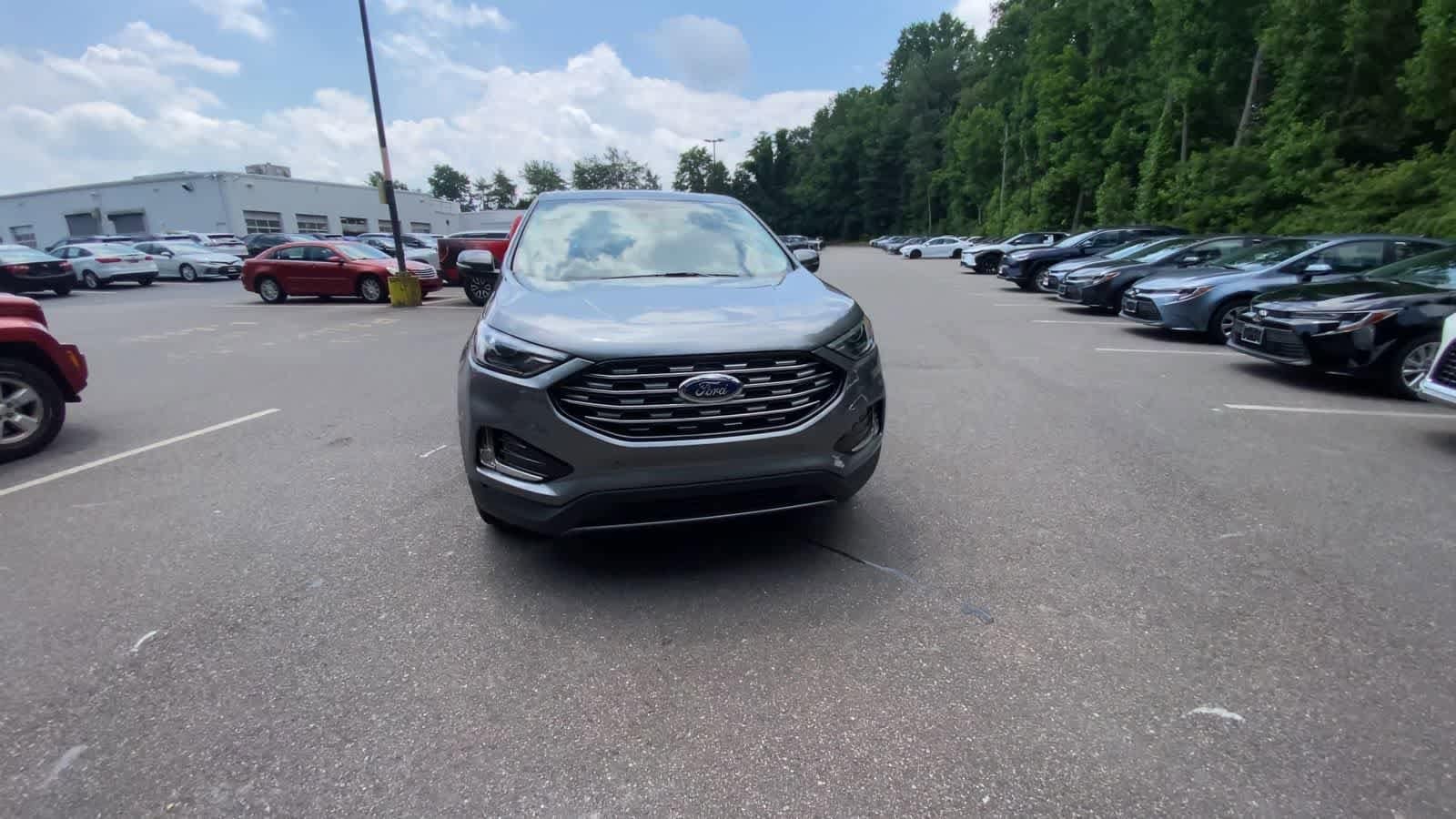 Thumbnail: 2024 Ford Edge - 3