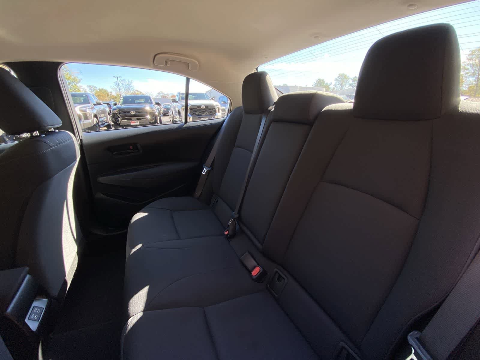 Thumbnail: 2023 Toyota Corolla - 22