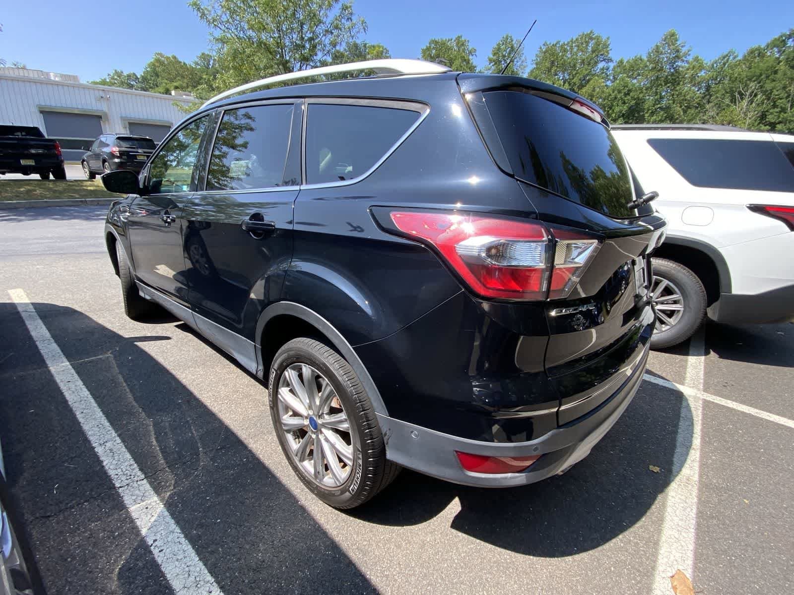 Thumbnail: 2018 Ford Escape - 9