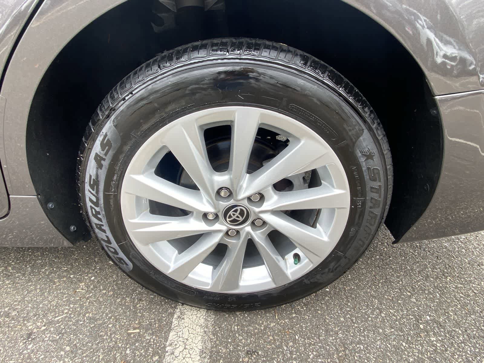 Thumbnail: 2023 Toyota Camry - 19