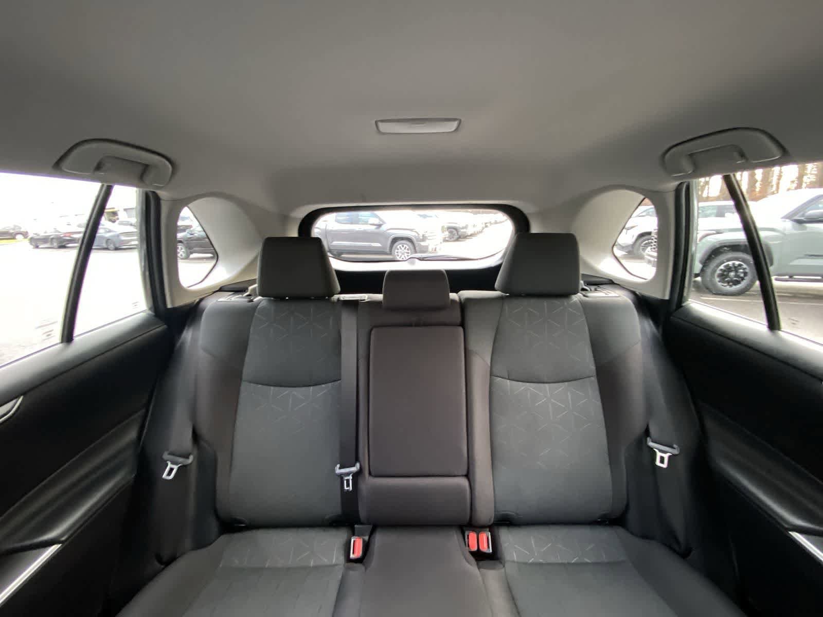 Thumbnail: 2024 Toyota RAV4 - 27