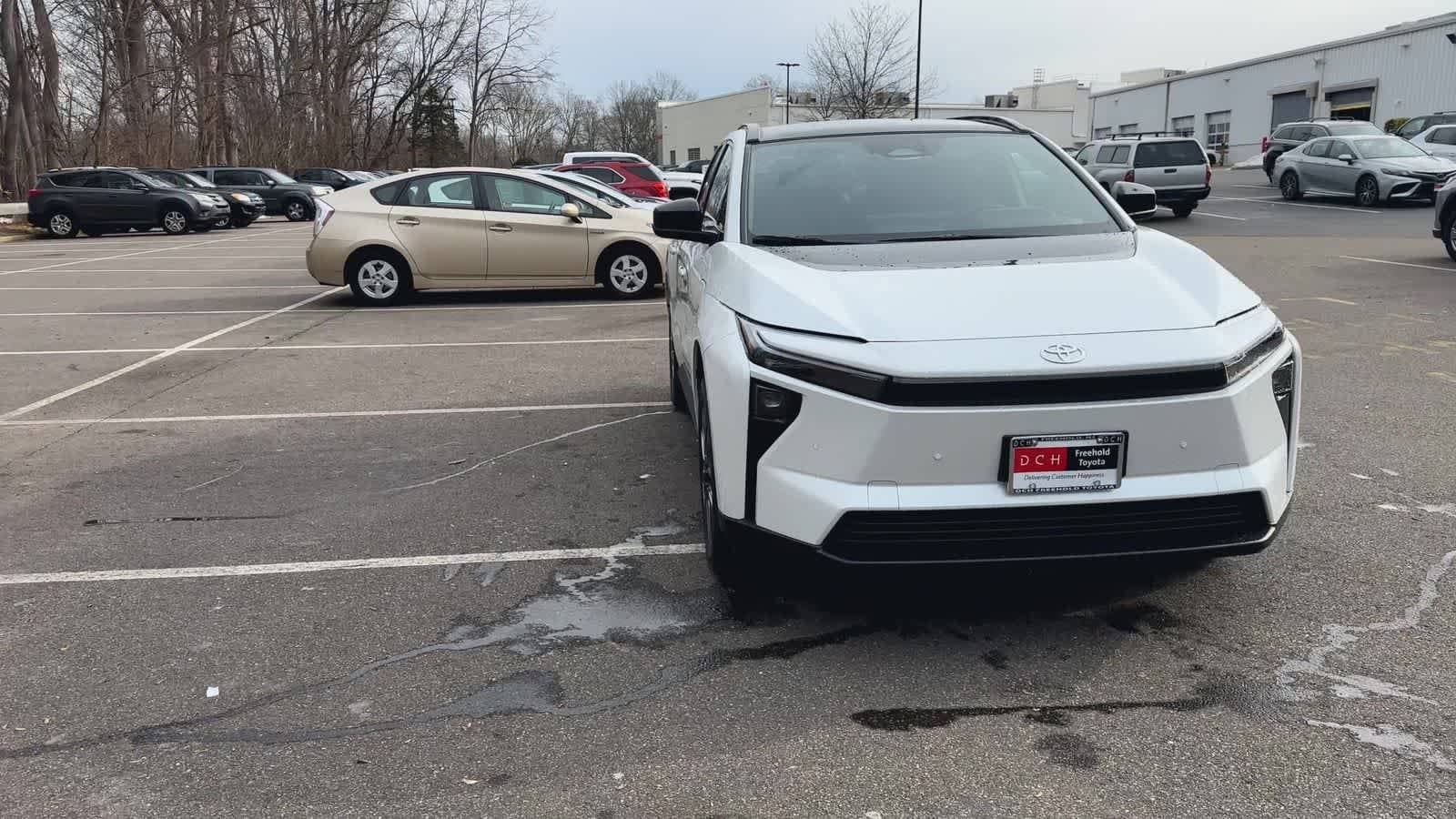 Thumbnail: 2026 Toyota bZ - 3