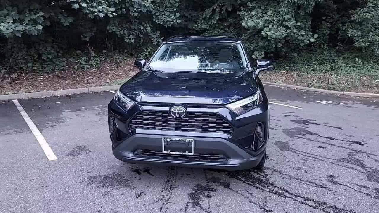 Thumbnail: 2025 Toyota RAV4 - 3