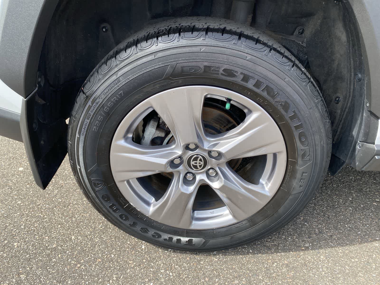 Thumbnail: 2022 Toyota RAV4 - 13