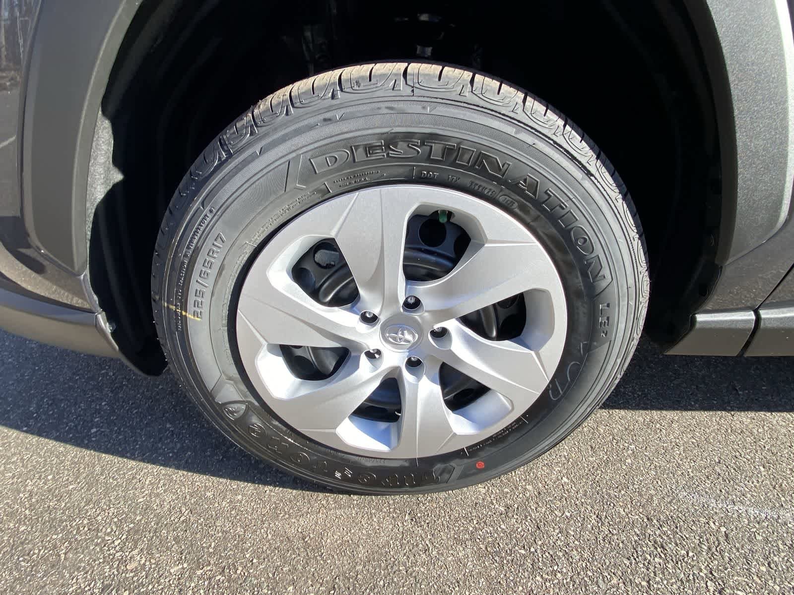 Thumbnail: 2025 Toyota RAV4 - 19