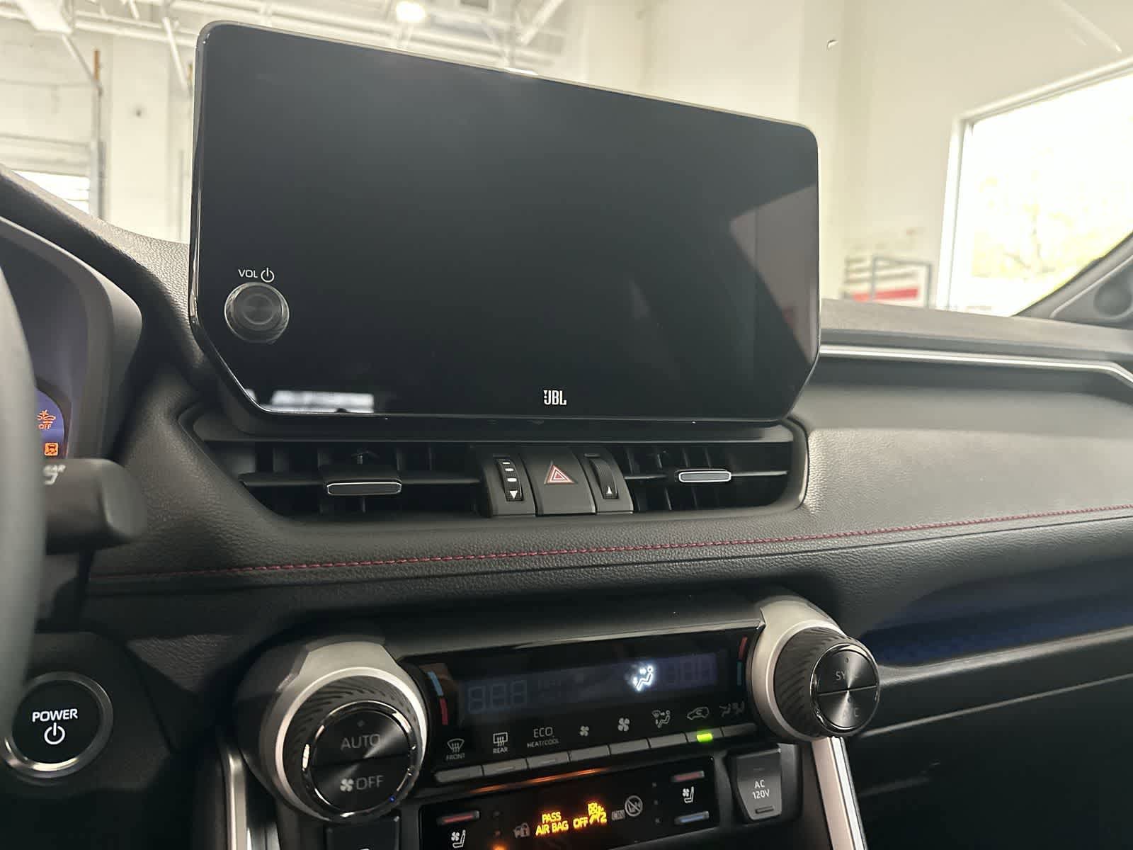 Thumbnail: 2025 Toyota RAV4 - 23