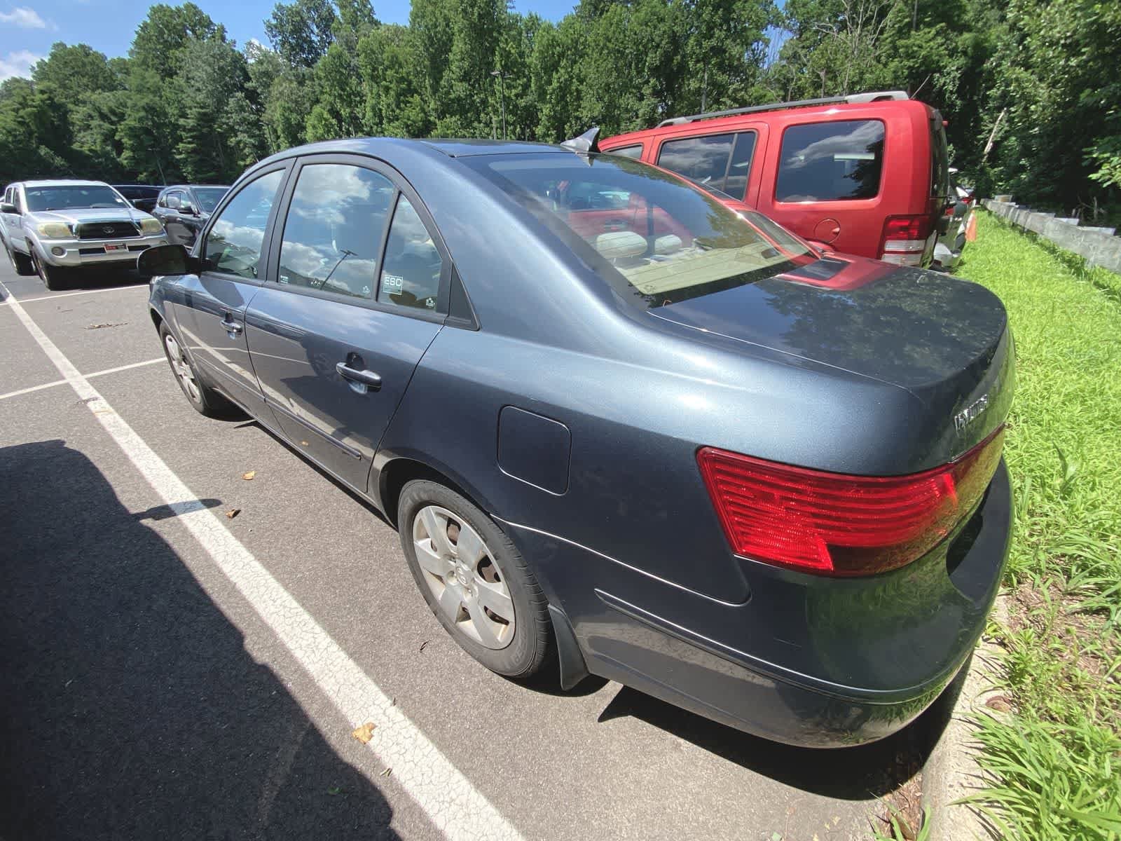 Thumbnail: 2009 Hyundai Sonata - 10