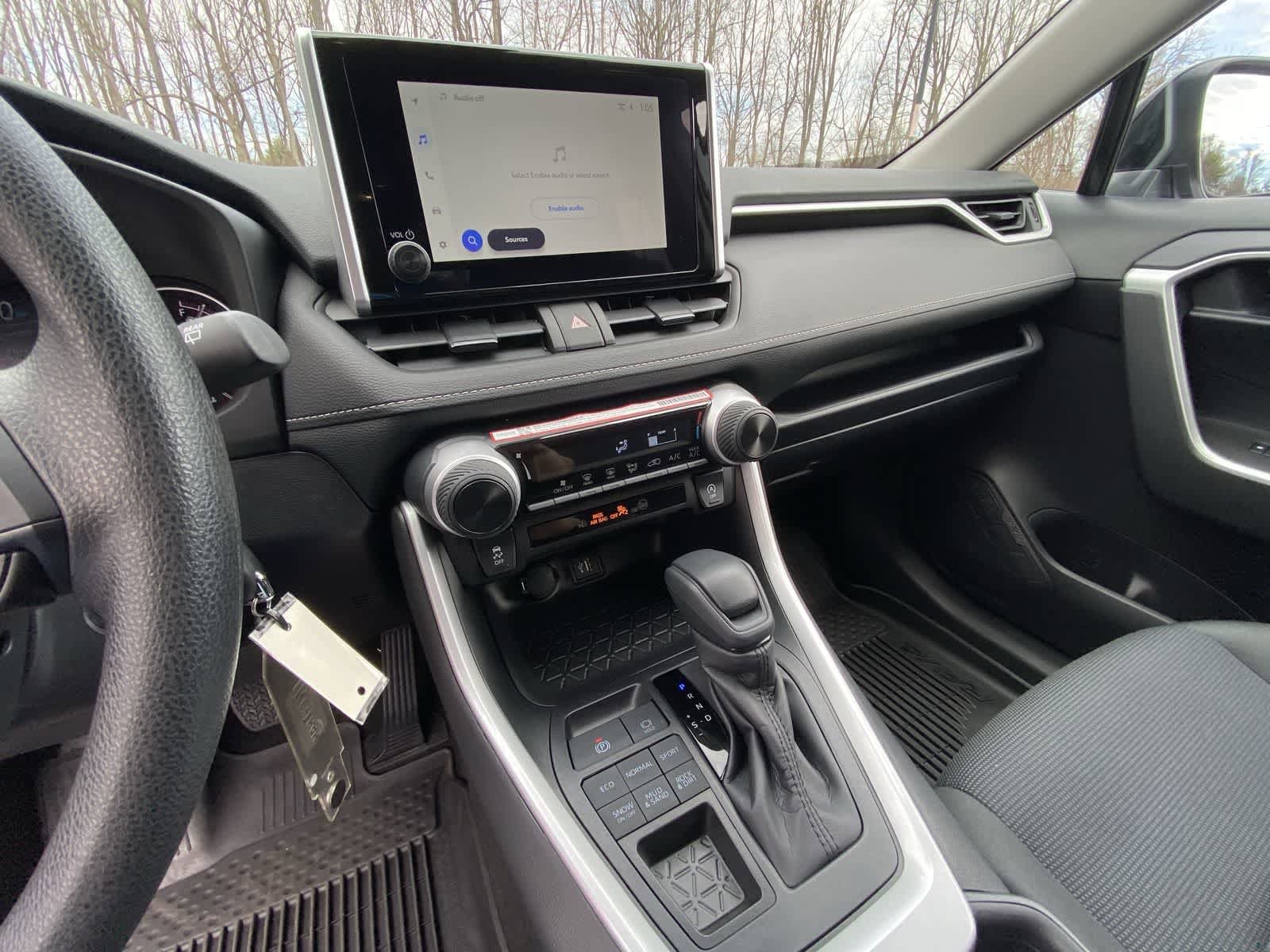 Thumbnail: 2025 Toyota RAV4 - 19