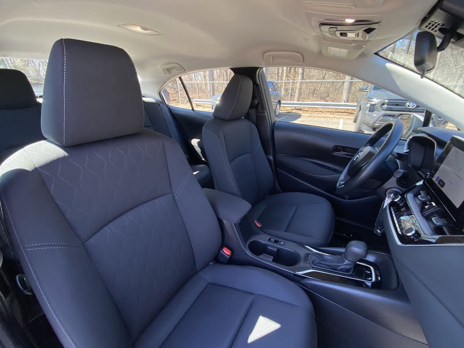 Thumbnail: 2025 Toyota Corolla - 24