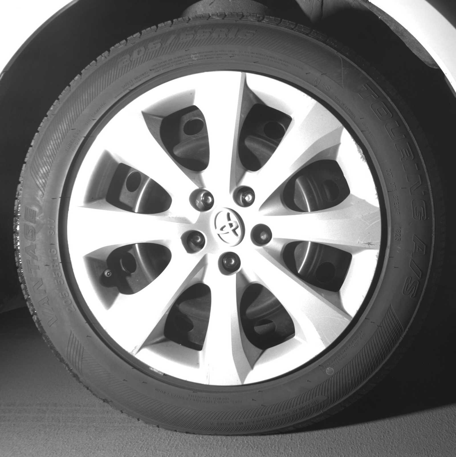 Thumbnail: 2024 Toyota Corolla - 9