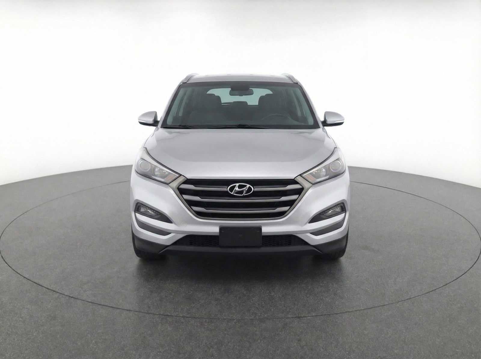 Thumbnail: 2017 Hyundai Tucson - 3