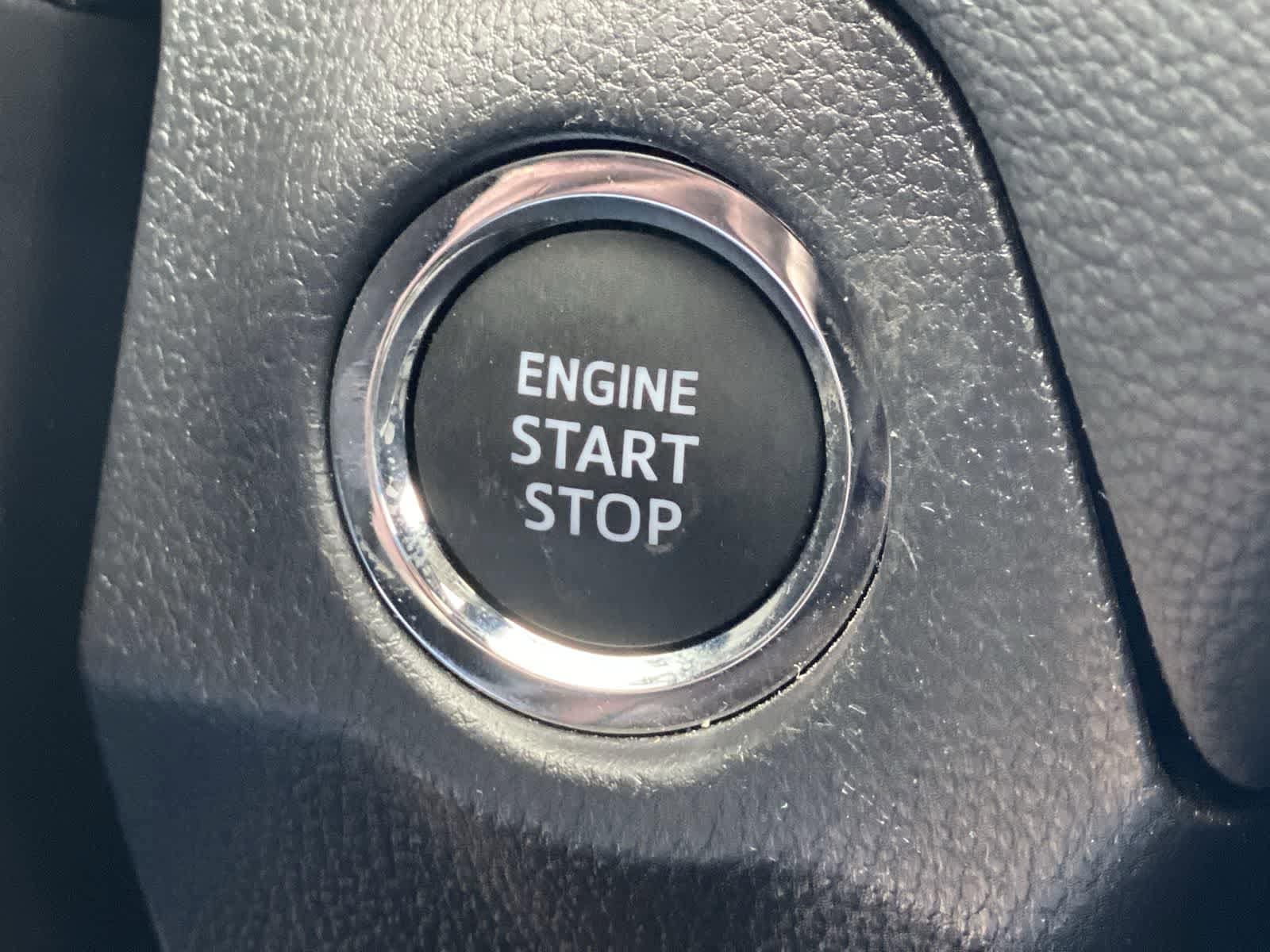 Thumbnail: 2025 Toyota RAV4 - 33