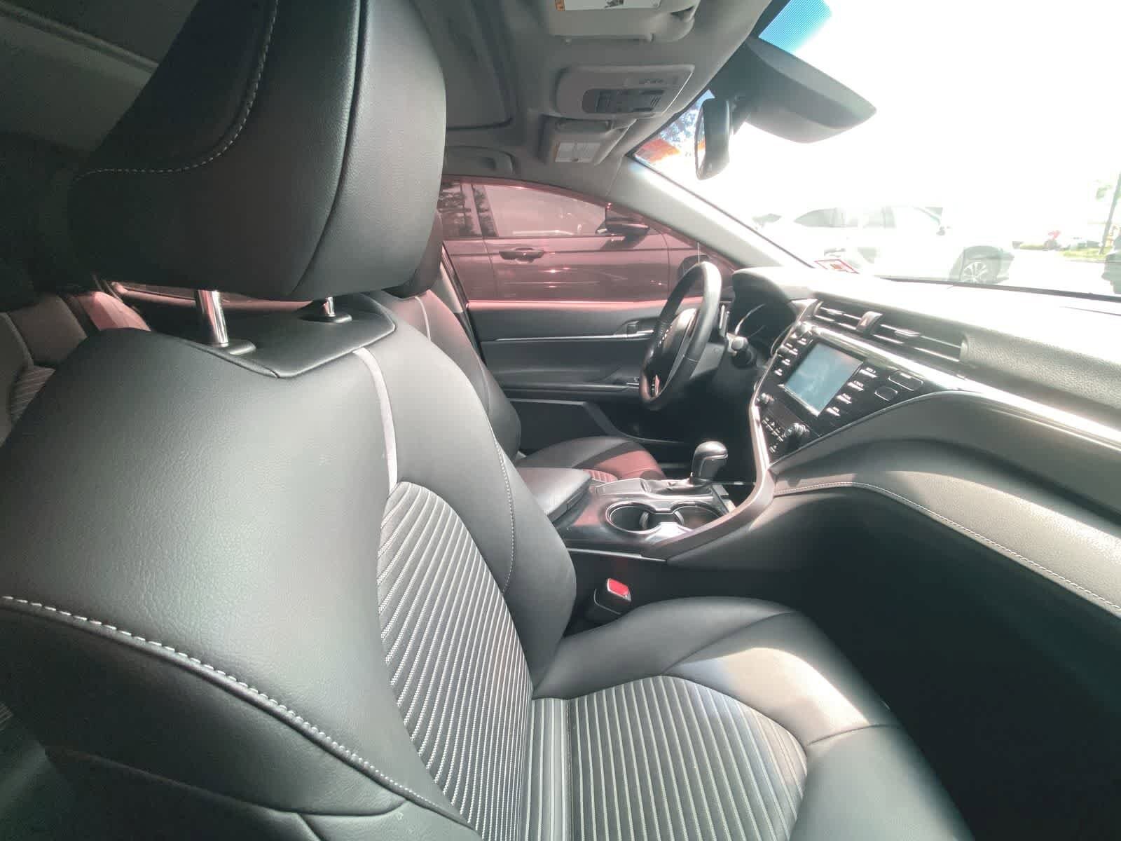 2018 Toyota Camry SE 6
