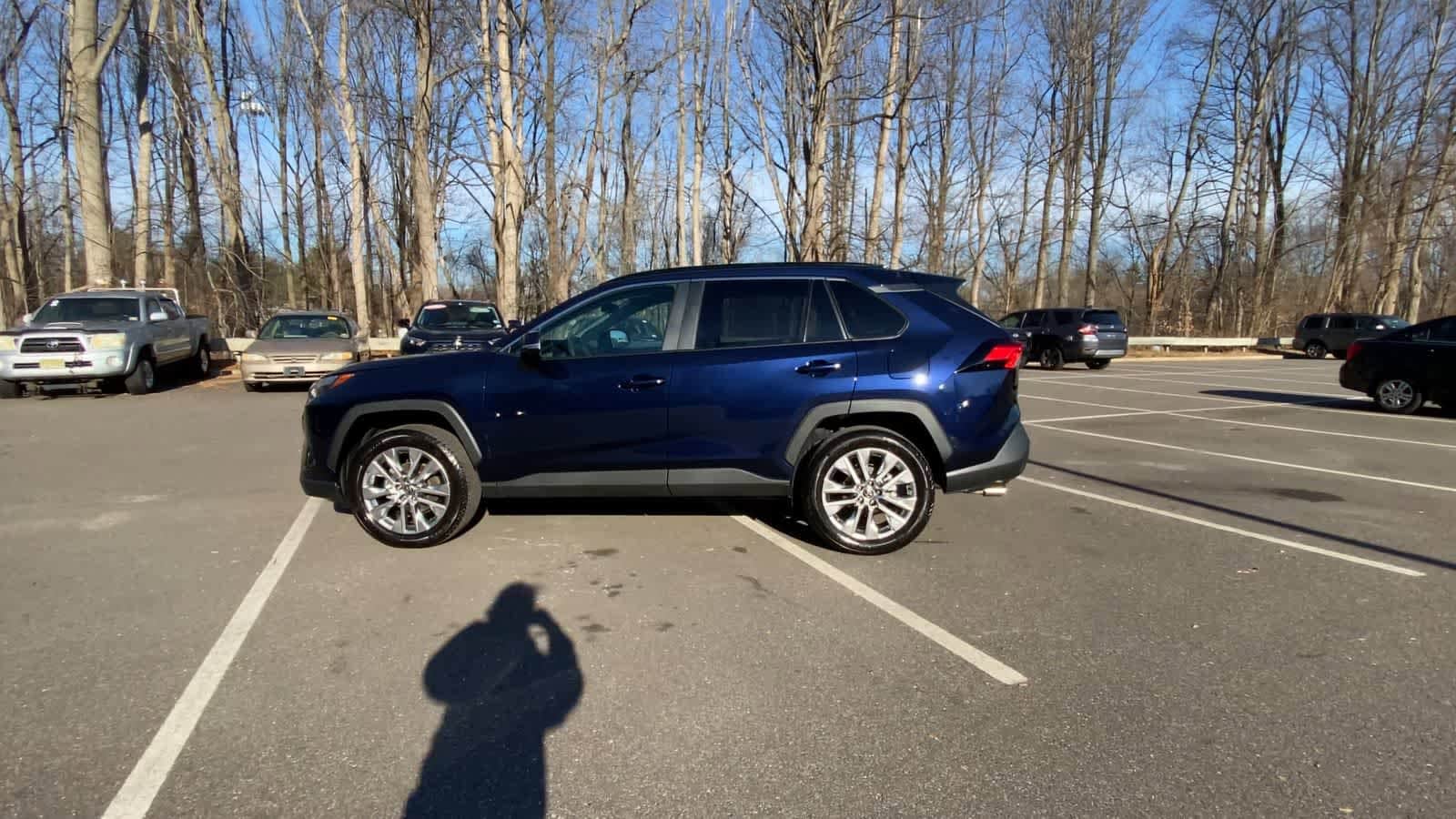 Thumbnail: 2025 Toyota RAV4 - 10