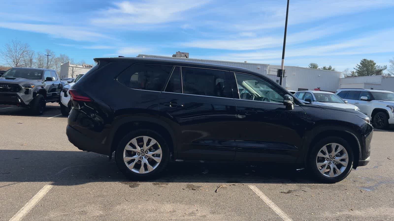 Thumbnail: 2026 Toyota Grand Highlander - 9