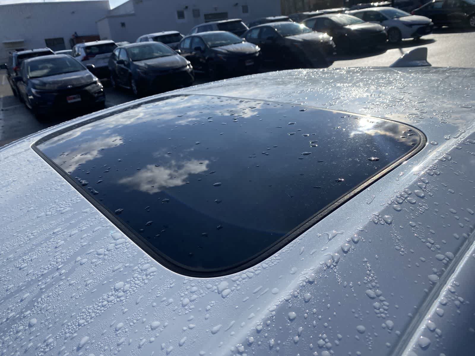 Thumbnail: 2022 Acura TLX - 21