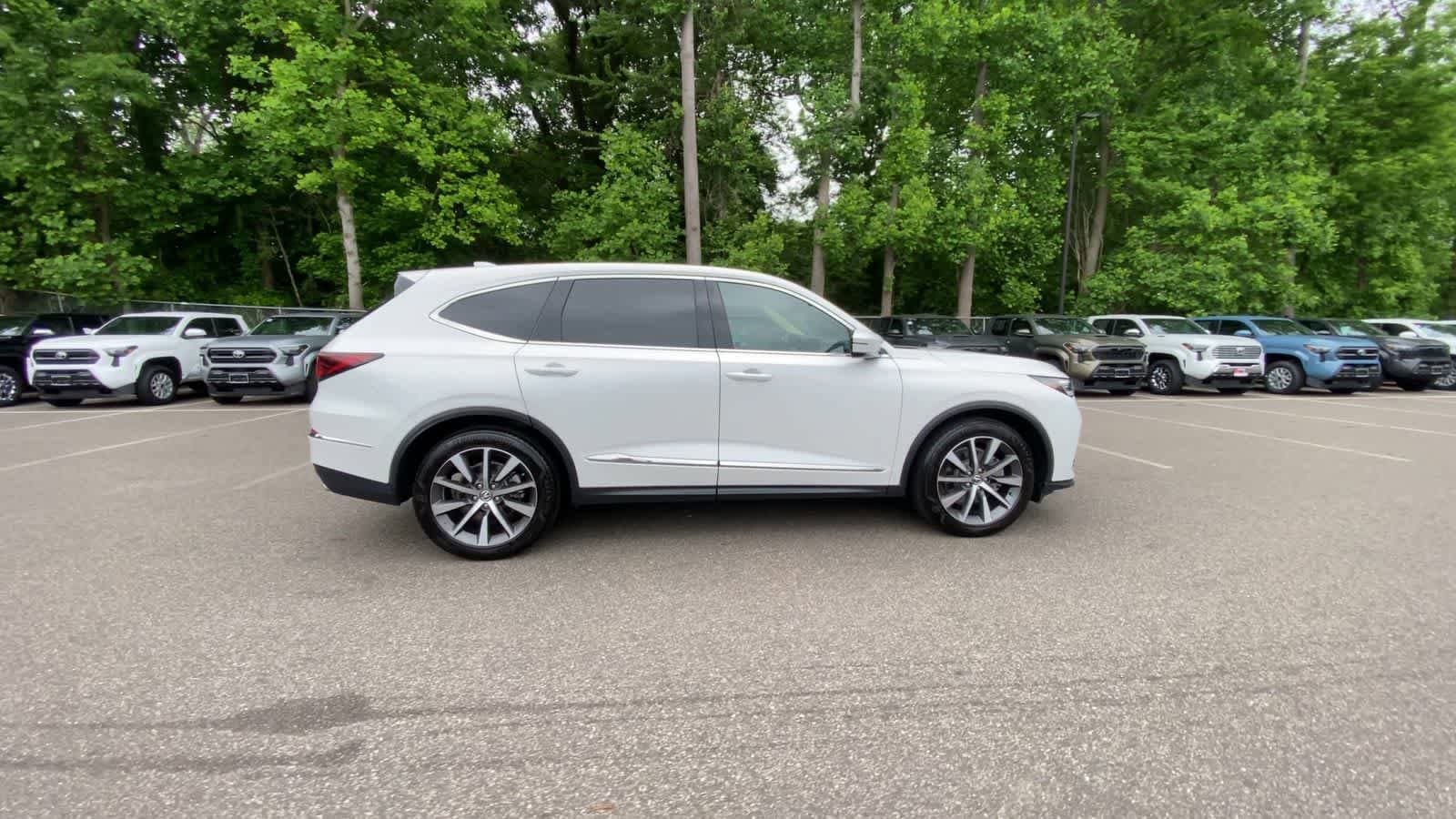 Thumbnail: 2025 Acura MDX - 13