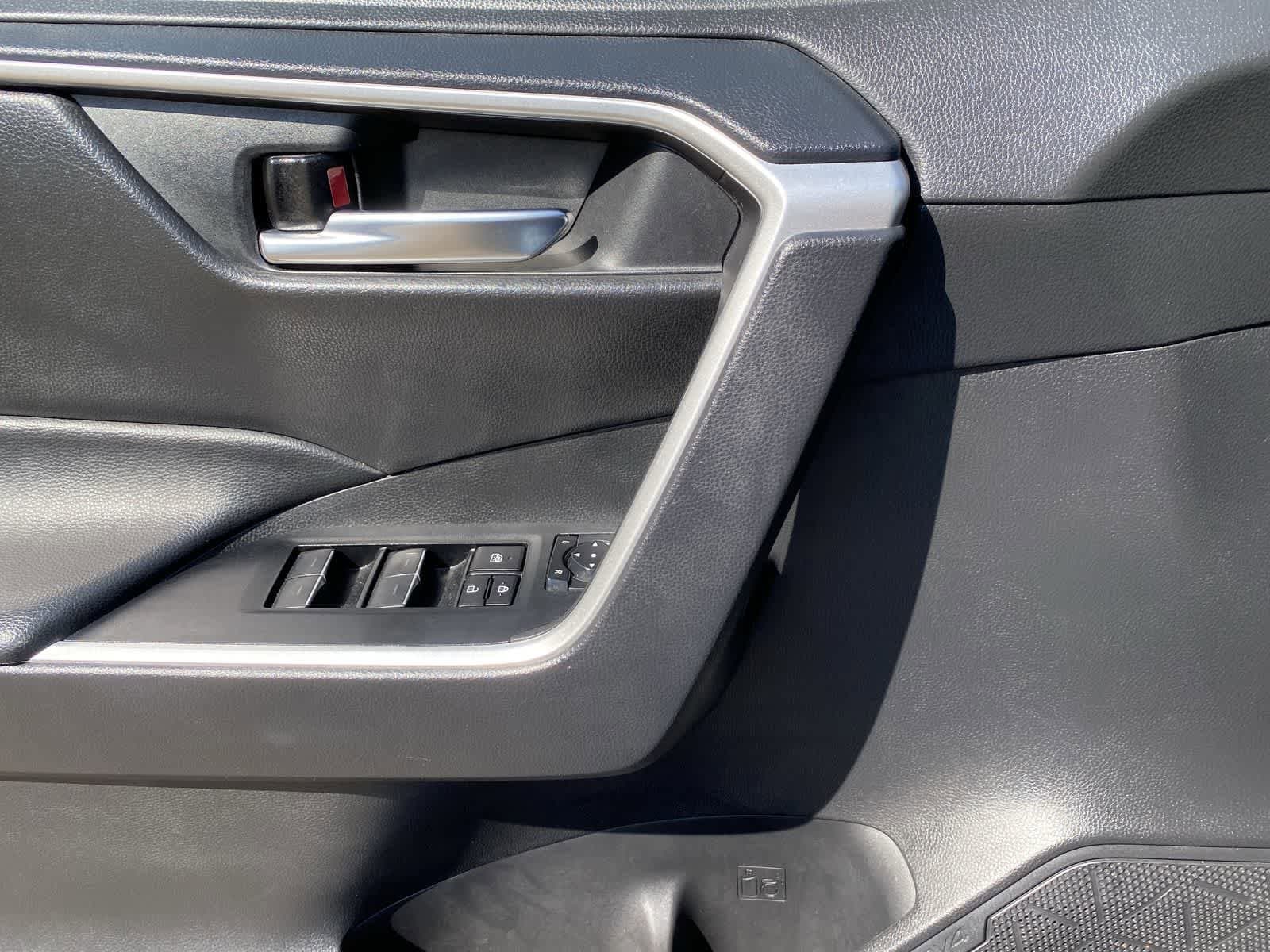 Thumbnail: 2024 Toyota RAV4 - 15